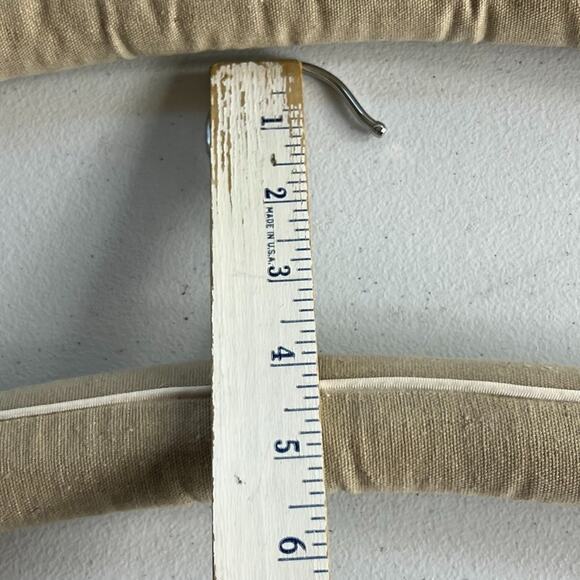 Set Of 4 Linen Covered Padded Hangers With Silver Hardware - Picture 4 of 7